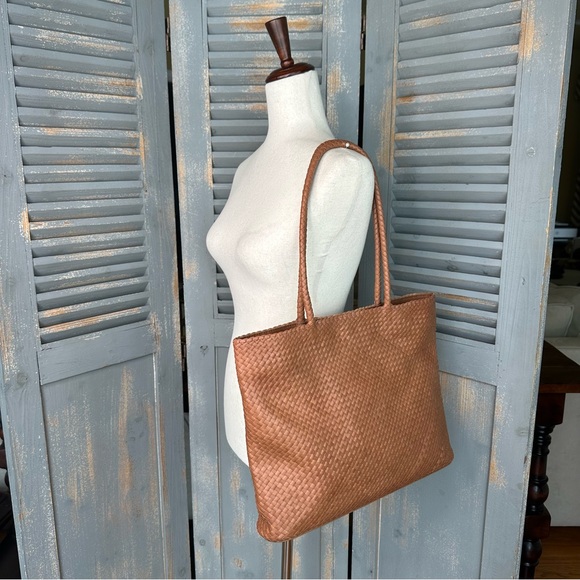Quince Italian Leather Handwoven Tote Small Cognac NWOT - Picture 14 of 14